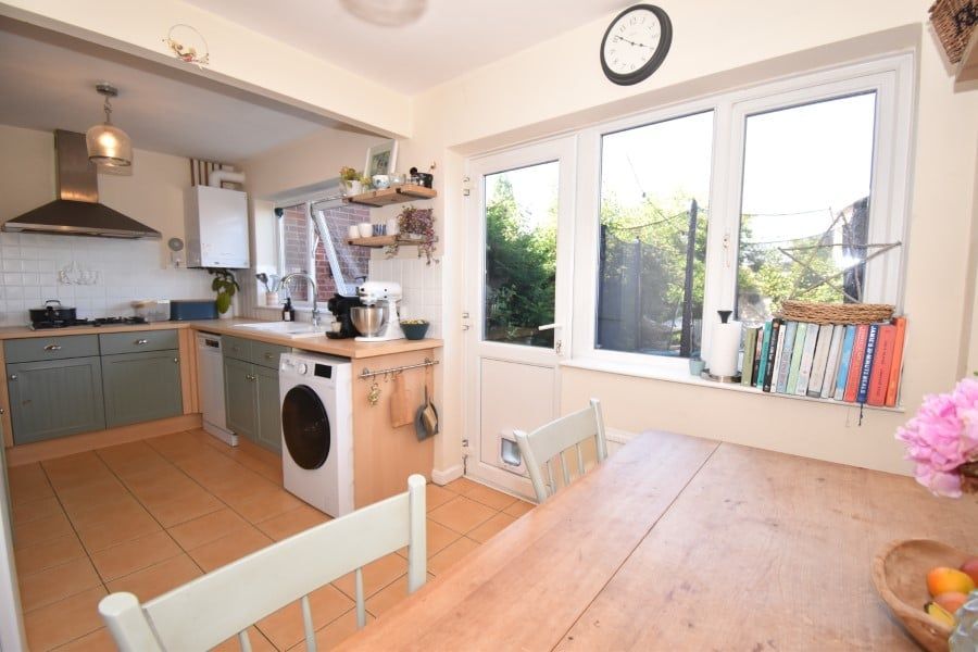 Property photo 3 of 18