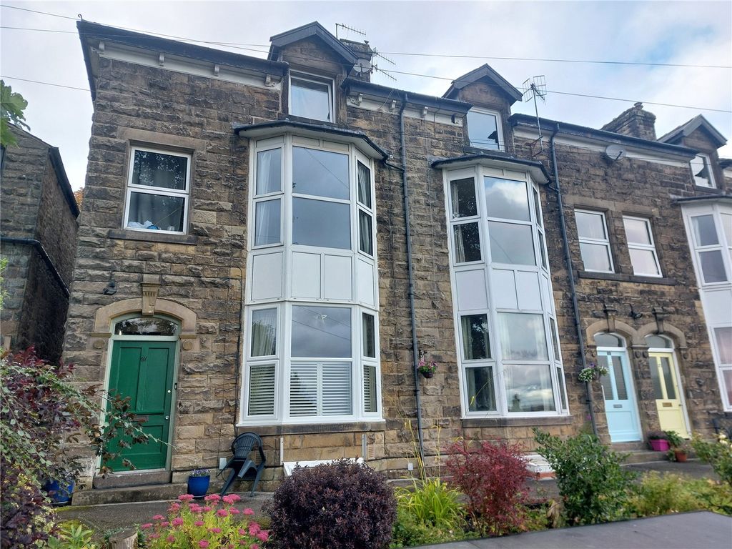 Property photo 1 of 16 Front