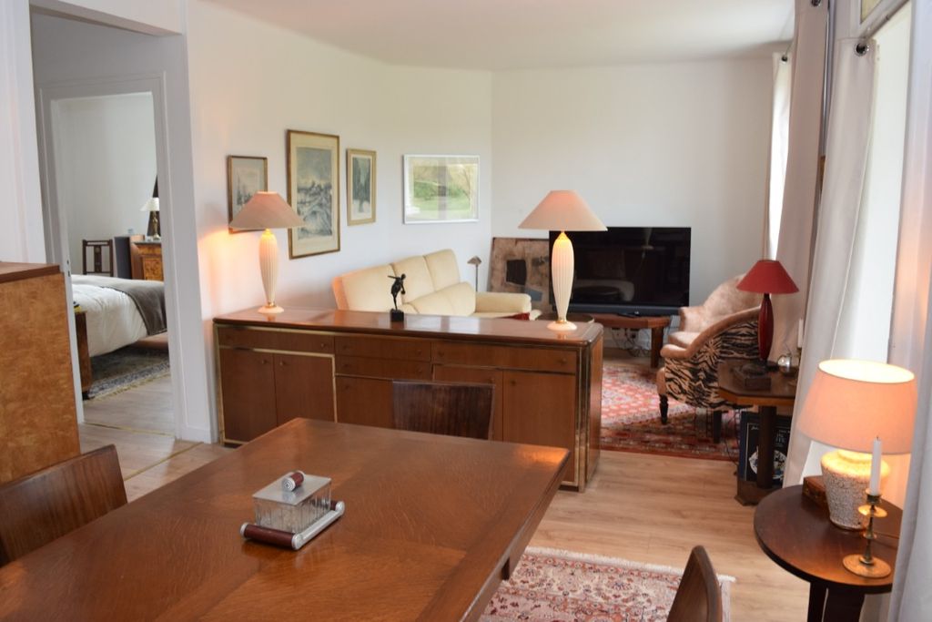 Property photo 3 of 22