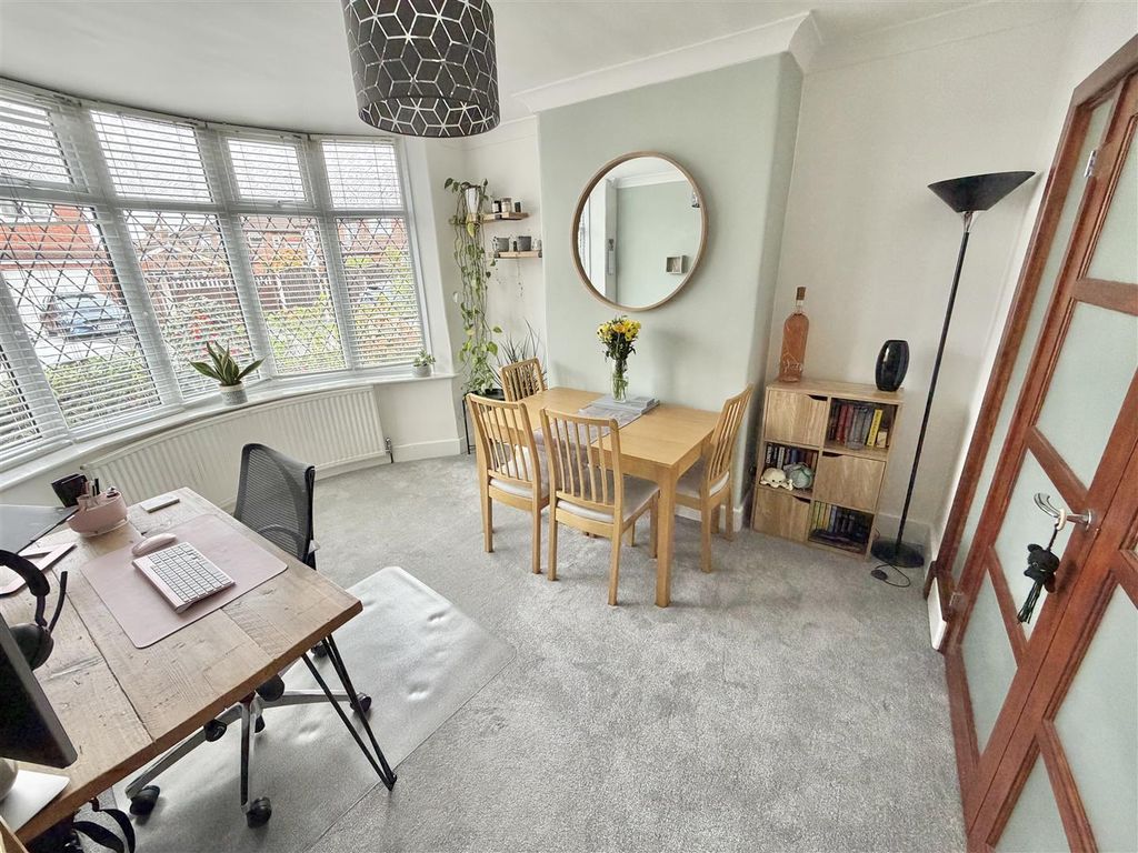 Property photo 2 of 28 Image 2