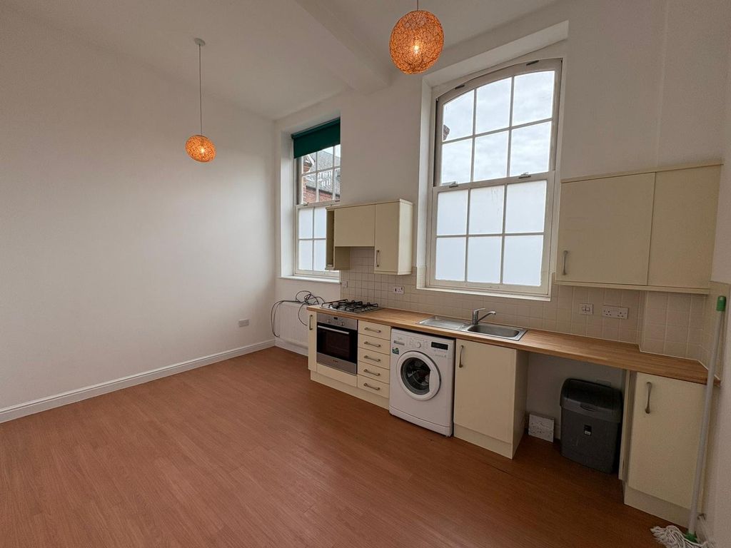 Property photo 3 of 7 Picture No. 29