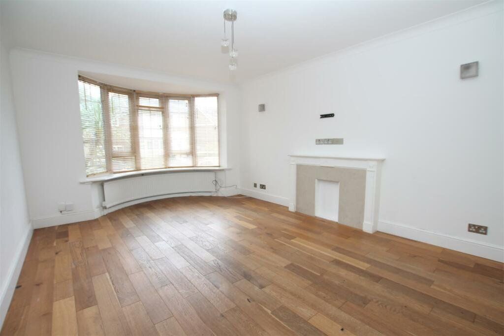 Property photo 2 of 12 Picture No. 29