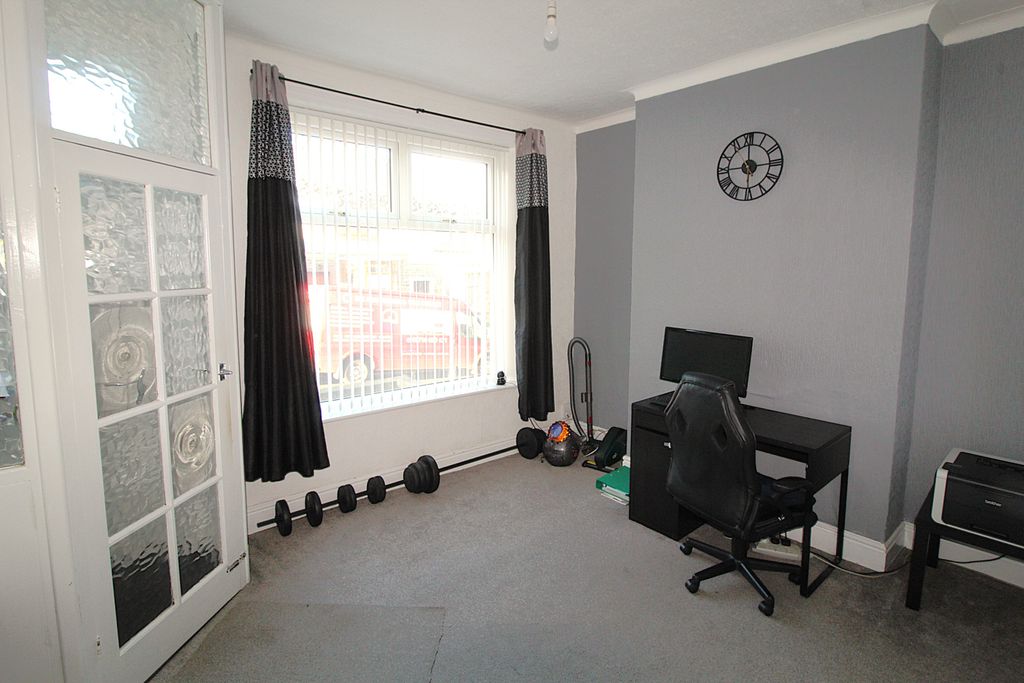 Property photo 2 of 7