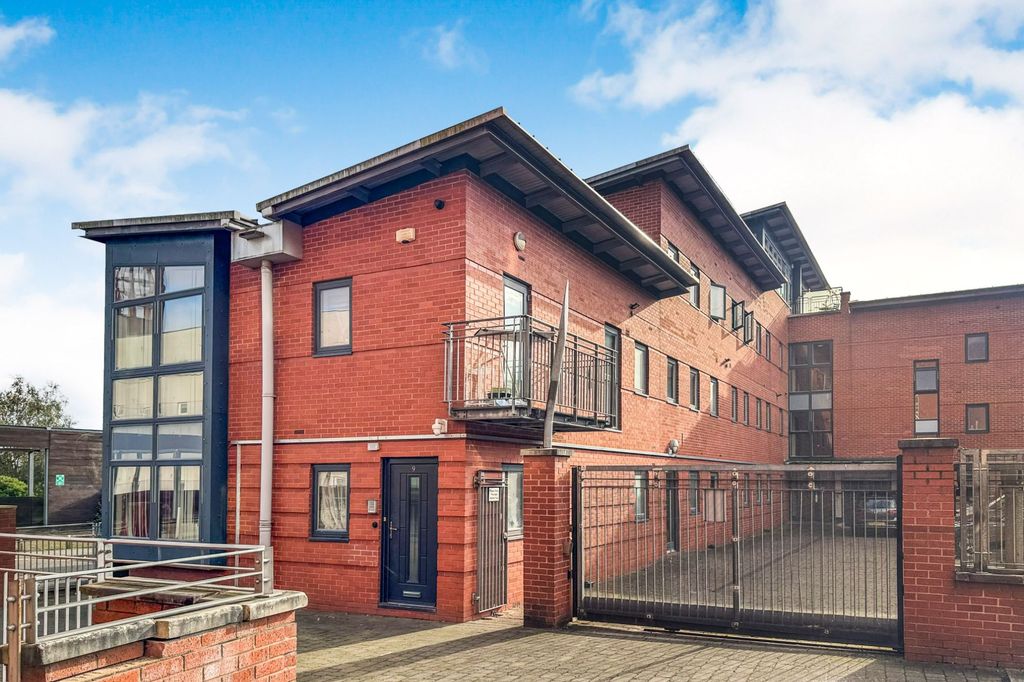 Property photo 2 of 3 9 Rickman Drive, Edgbaston, Birmingham, B15 2Al