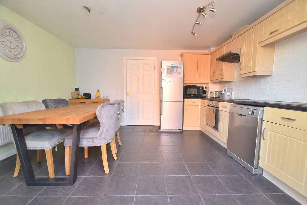 Property photo 2 of 14 Dsc_1991