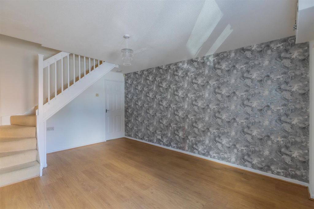 Property photo 2 of 16 72 (9 Of 17).Jpg