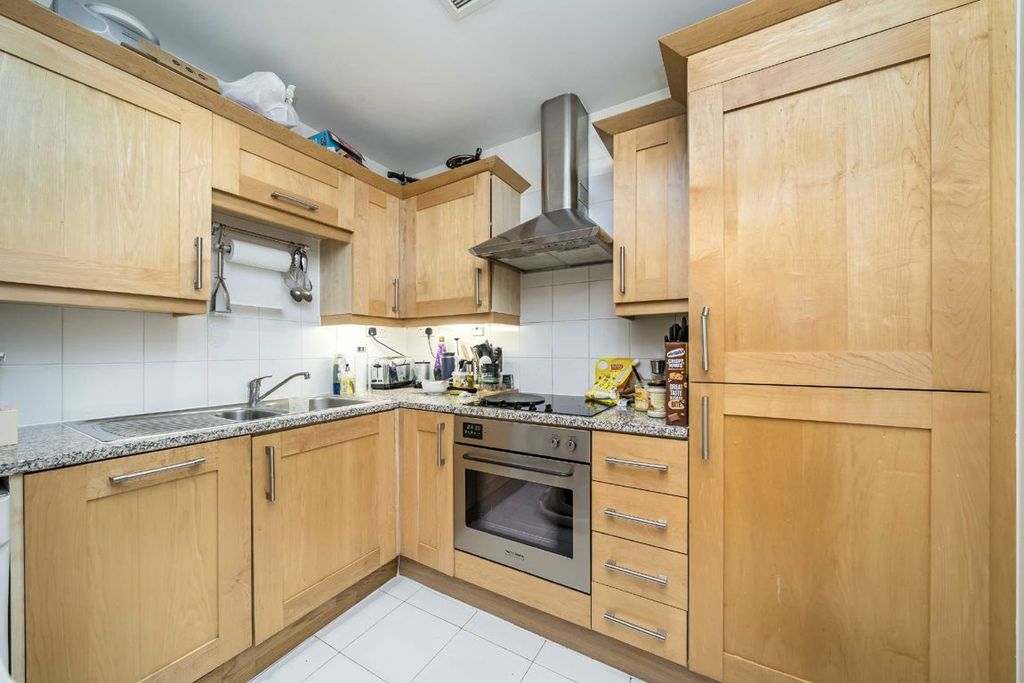 Property photo 2 of 6