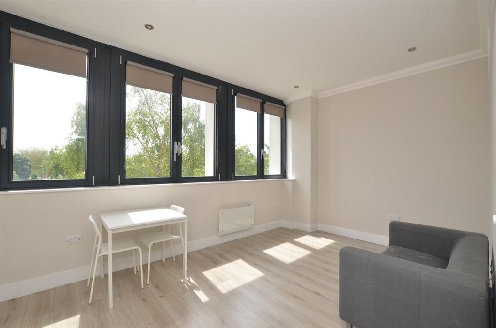 Property photo 1 of 6 Dsc_5899.Jpg