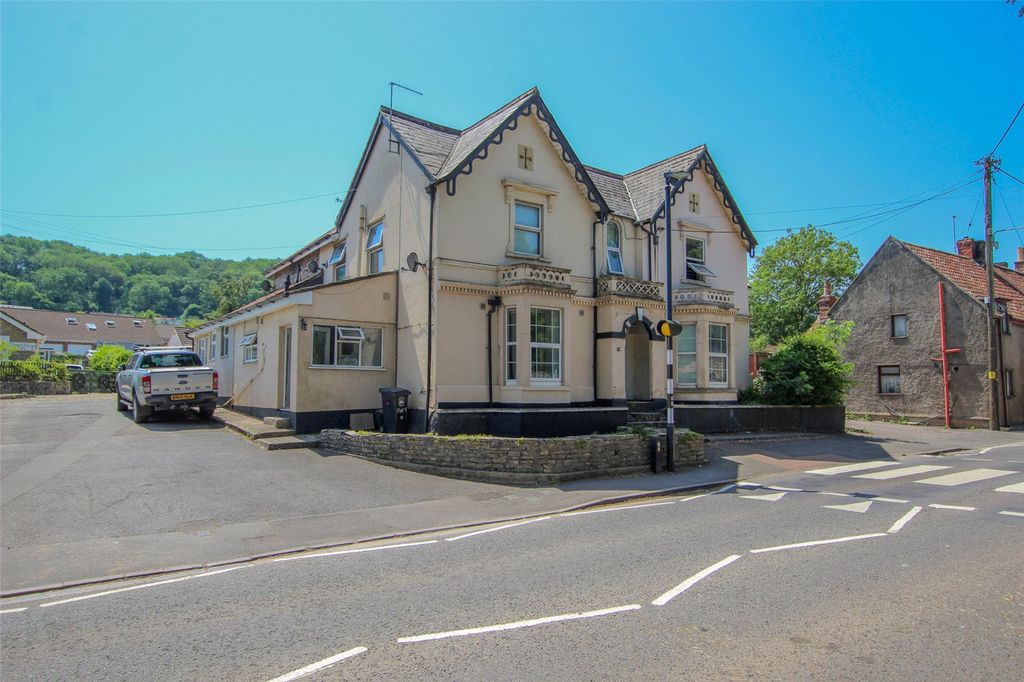 Property photo 1 of 17 Picture No. 33
