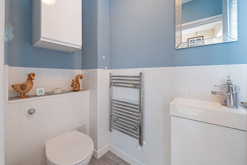 Property photo 3 of 24 5479033