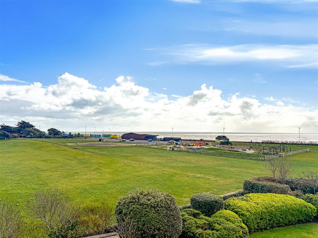 Additional image 20 of 2 bed flat for saleBeach Crescent, Littlehampton BN17