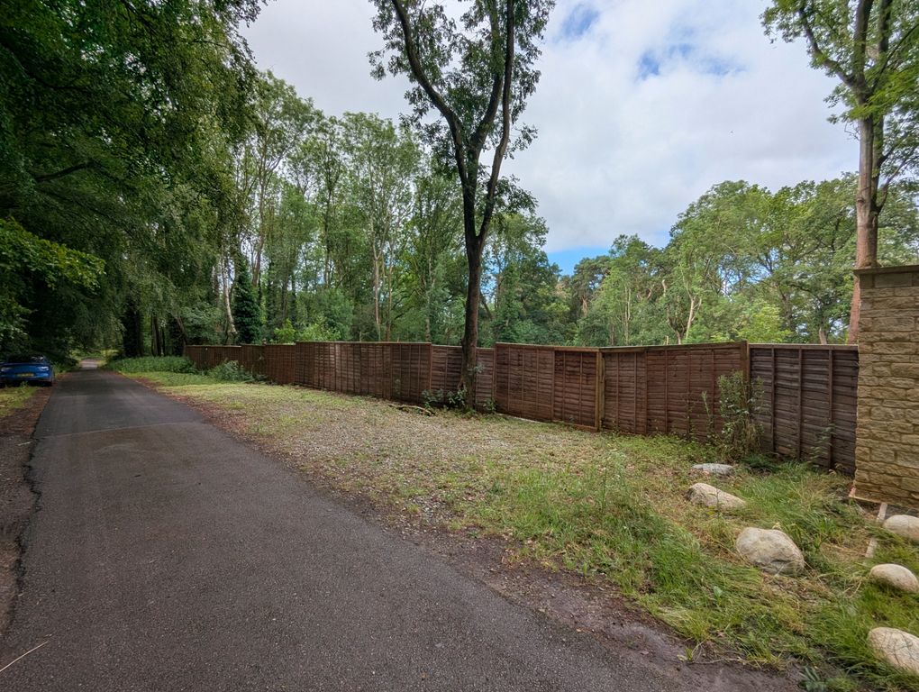 Property photo 2 of 4 Photo 2