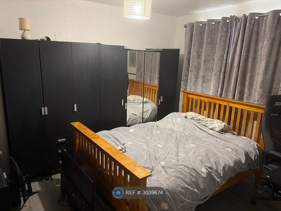 Property photo 3 of 3