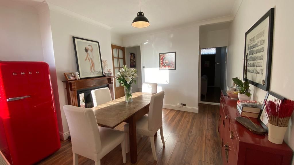Property photo 3 of 14 Dining Room