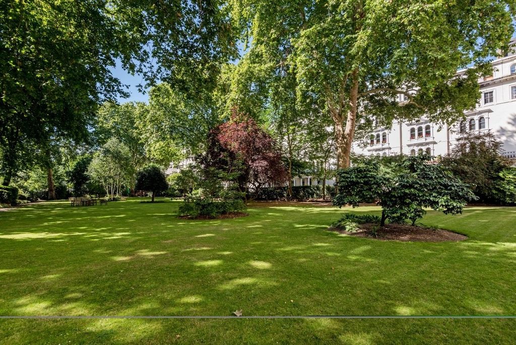 Property photo 3 of 26 Picture No. 30