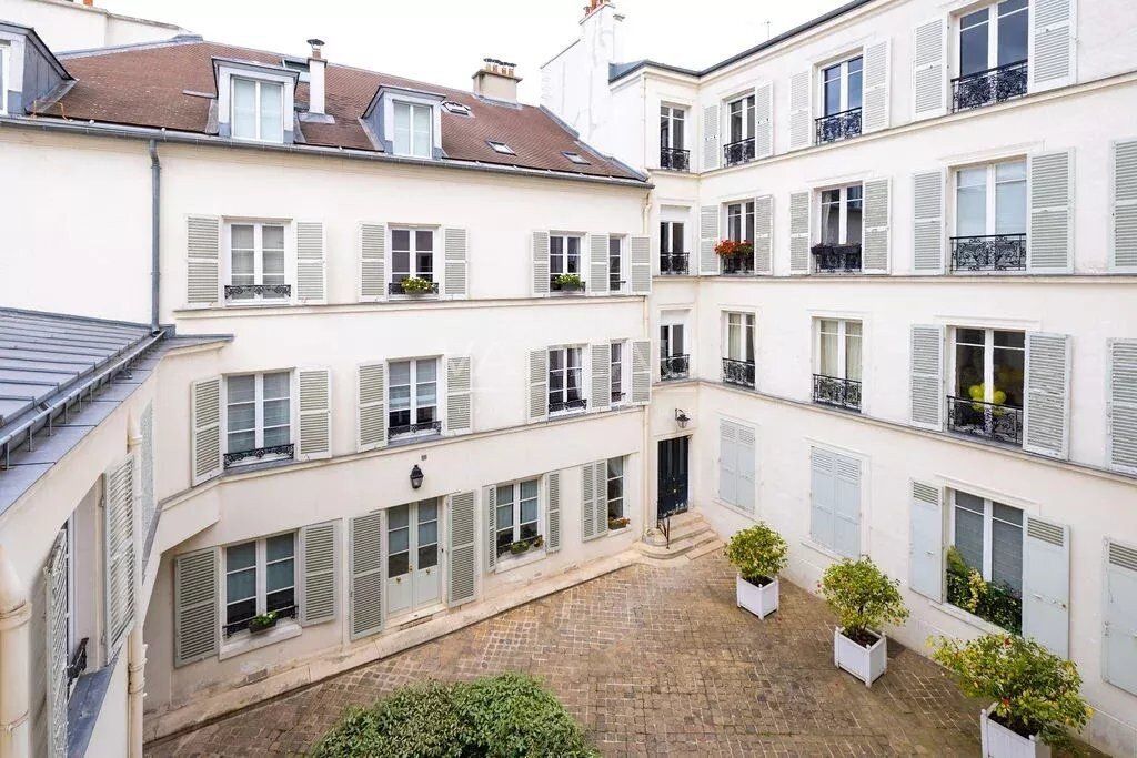 Property photo 1 of 16 Paris VII - Babylone