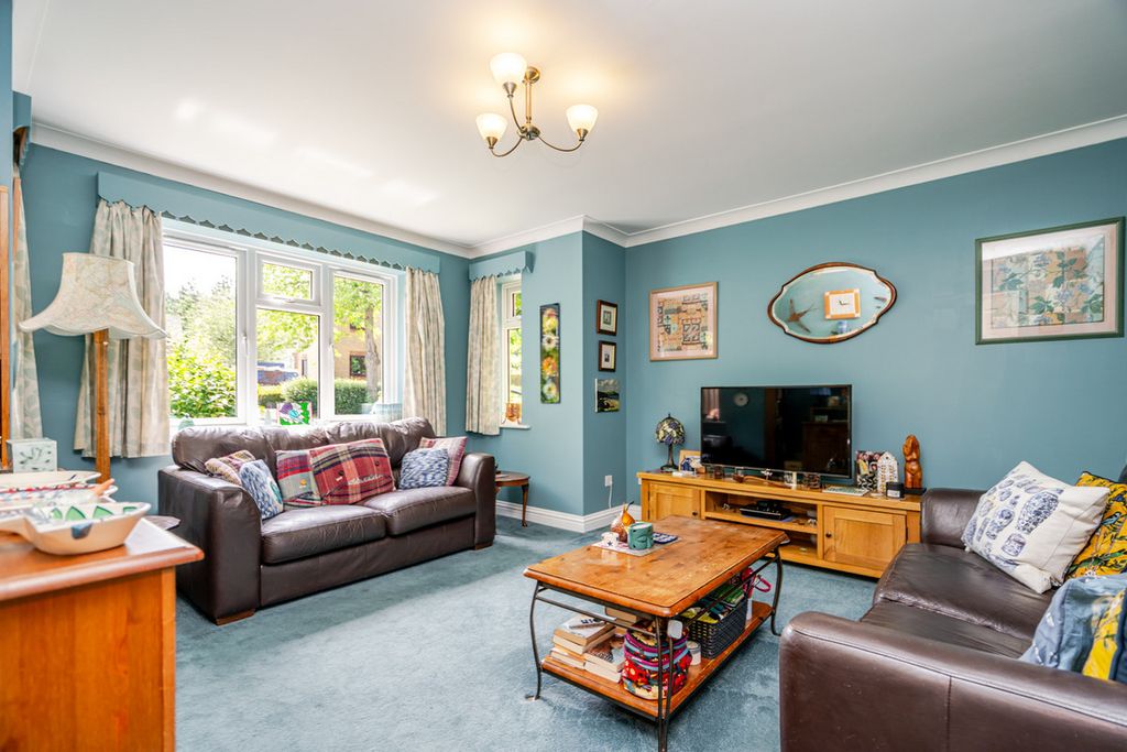 Property photo 3 of 29