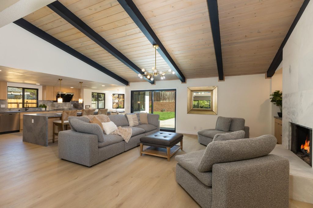 Property photo 2 of 10 <Alttext/>