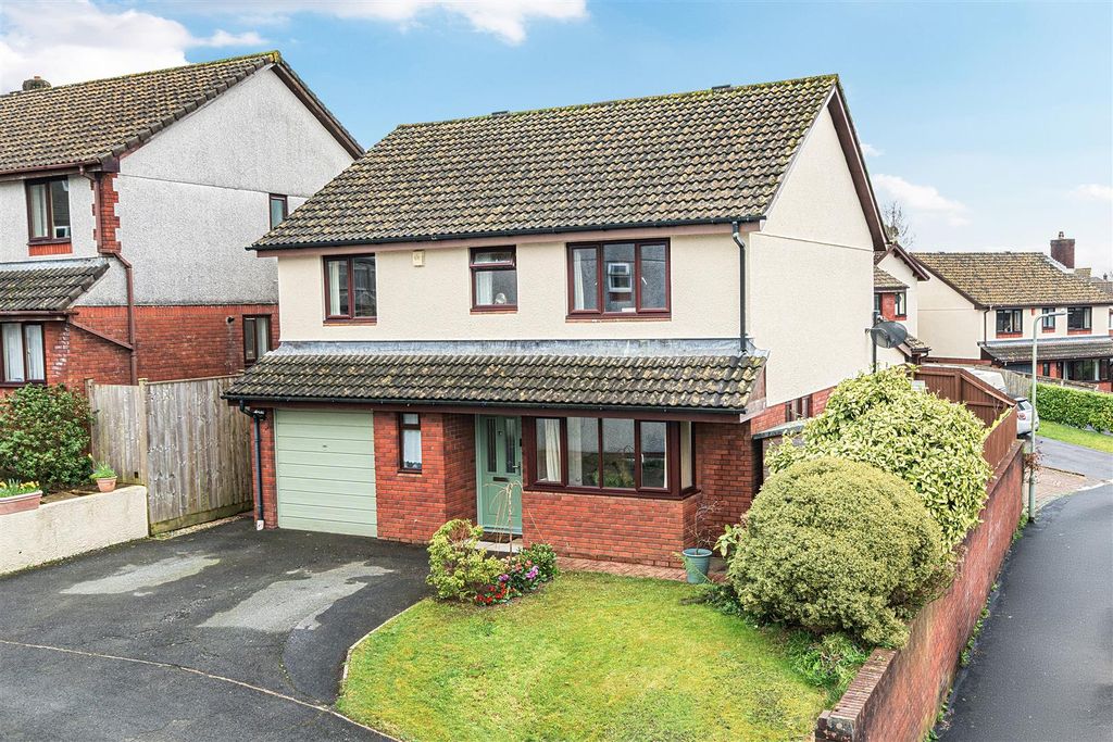 Property photo 1 of 22 Drovers E.Jpg