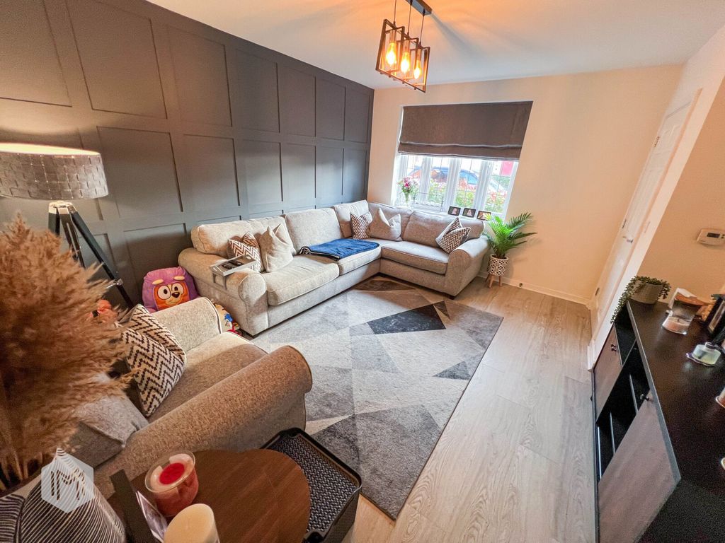 Property photo 3 of 16 Picture No. 06