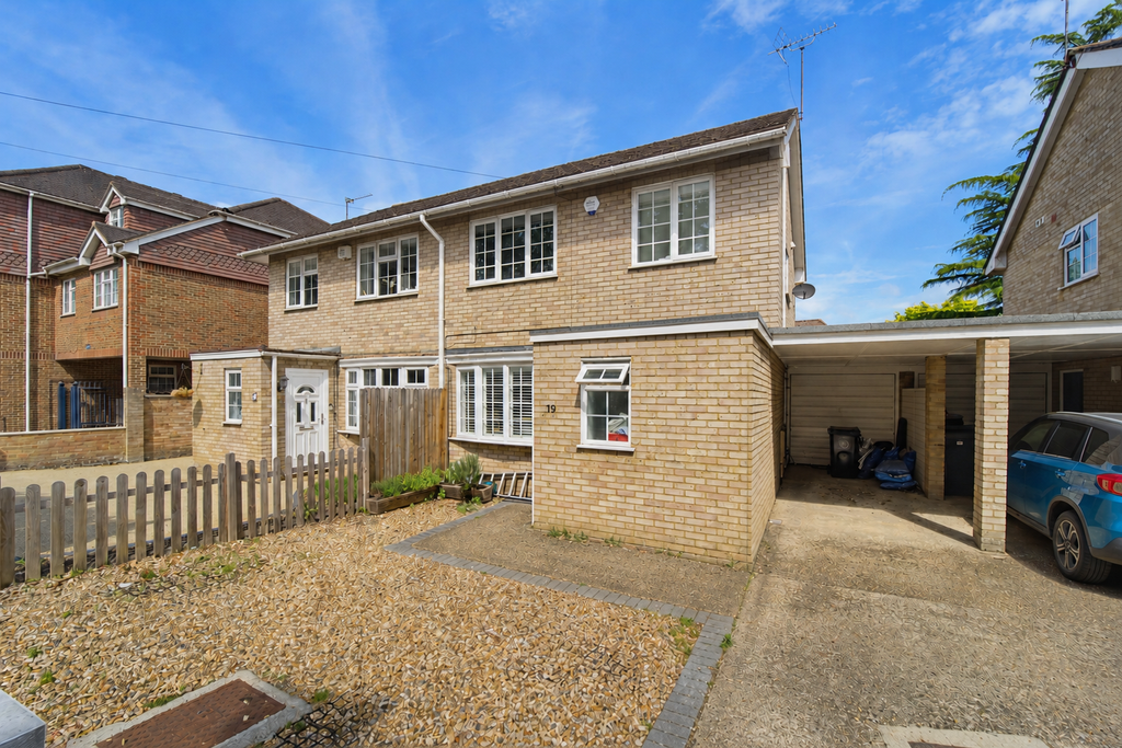 Property photo 1 of 11