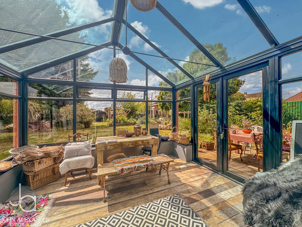 Property photo 2 of 26 20250623_143925824_0.5