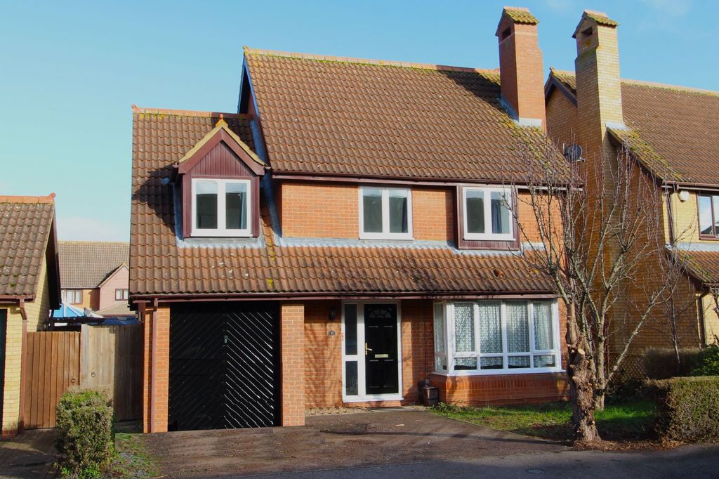 Property photo 1 of 18 Front