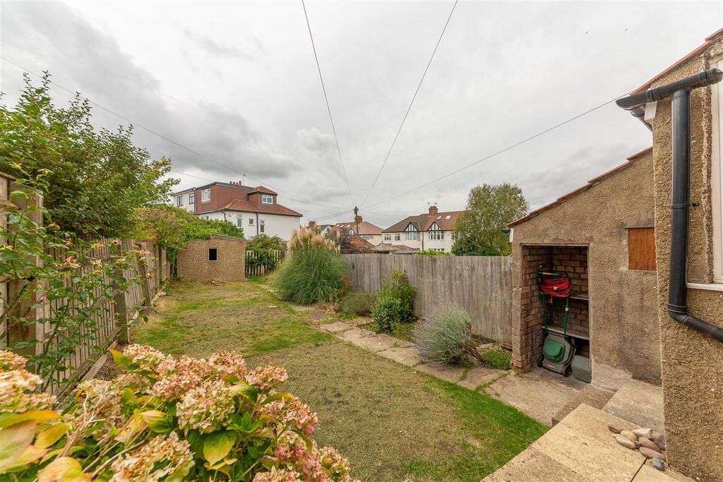 Property photo 3 of 14 Ks2B9129-Hdr.Jpg