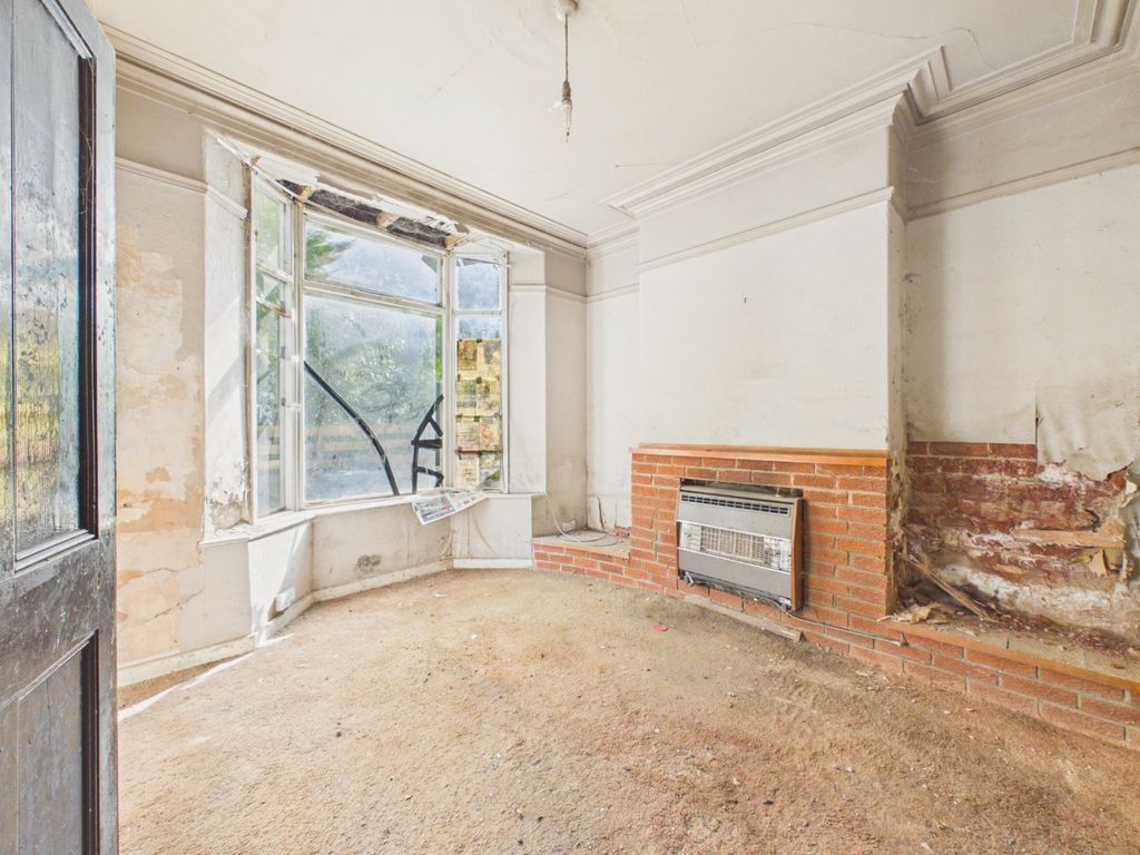 Property photo 2 of 7 5044432
