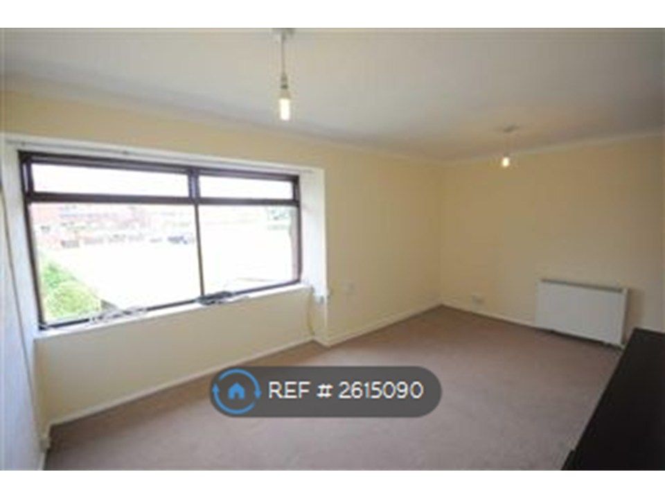 Property photo 2 of 15 Living Room