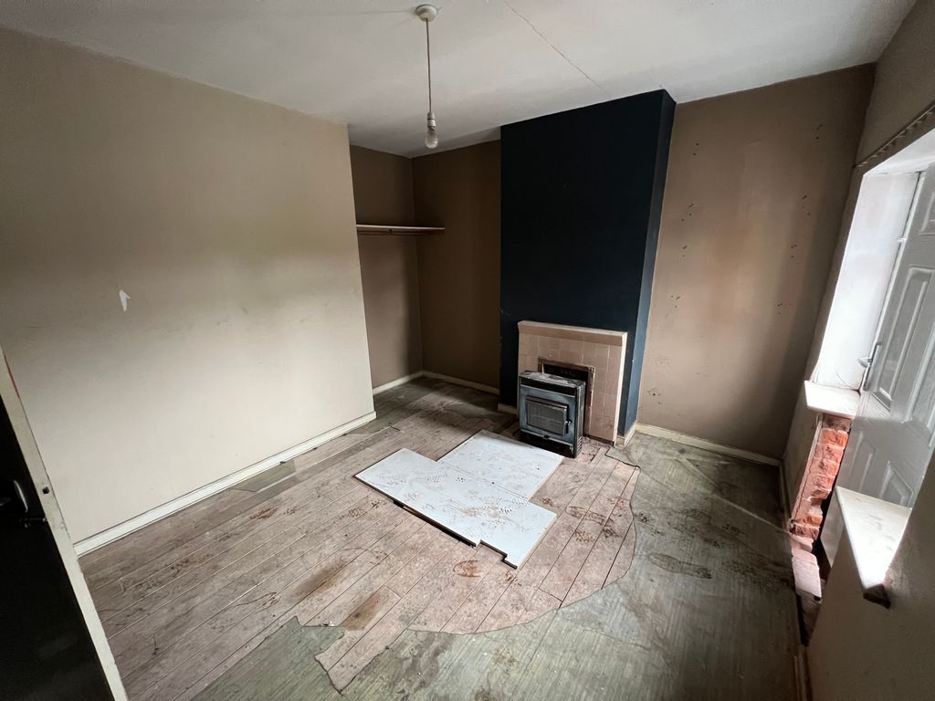 Property photo 3 of 5