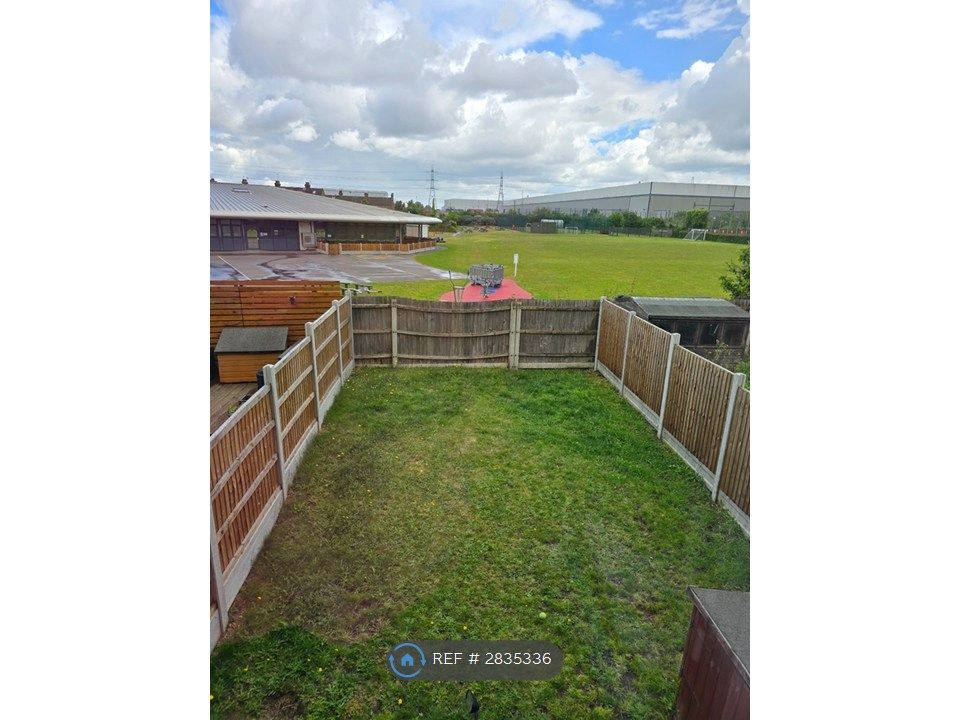 Property photo 2 of 16 Garden At The Back Of The House