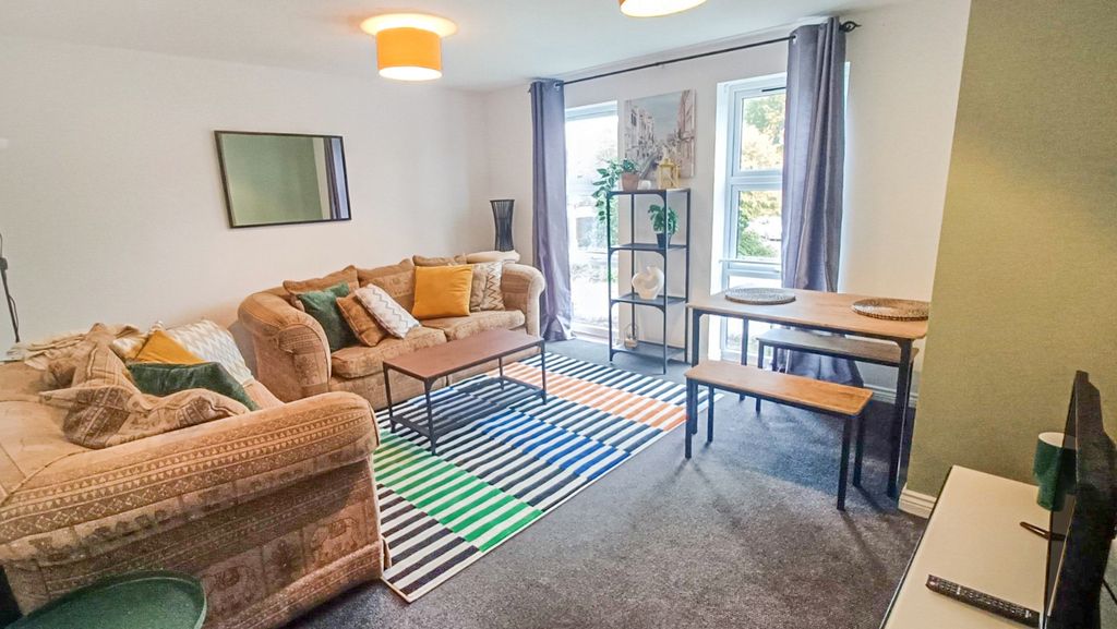 Property photo 2 of 13 B09Caf9E-E7A6-4Da4-9096-6Ac57B4Fea8A