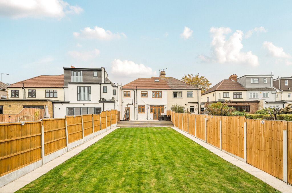 Property photo 1 of 21