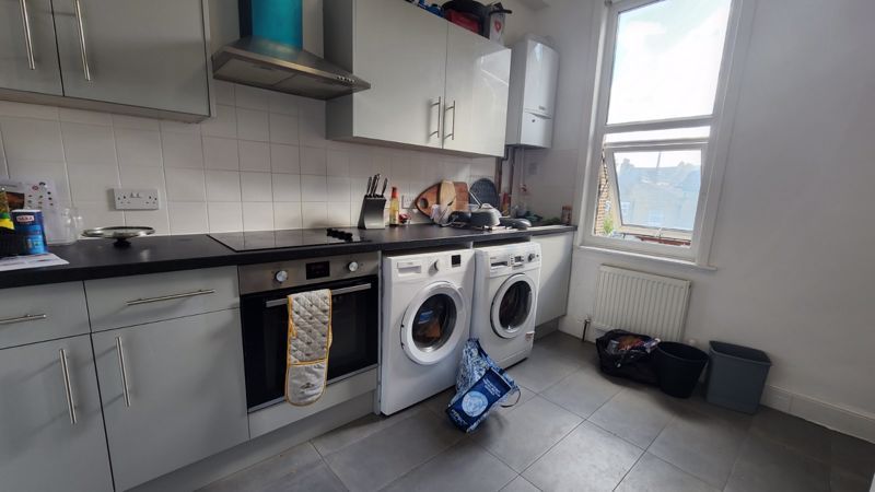 Property photo 3 of 4 Photo 6