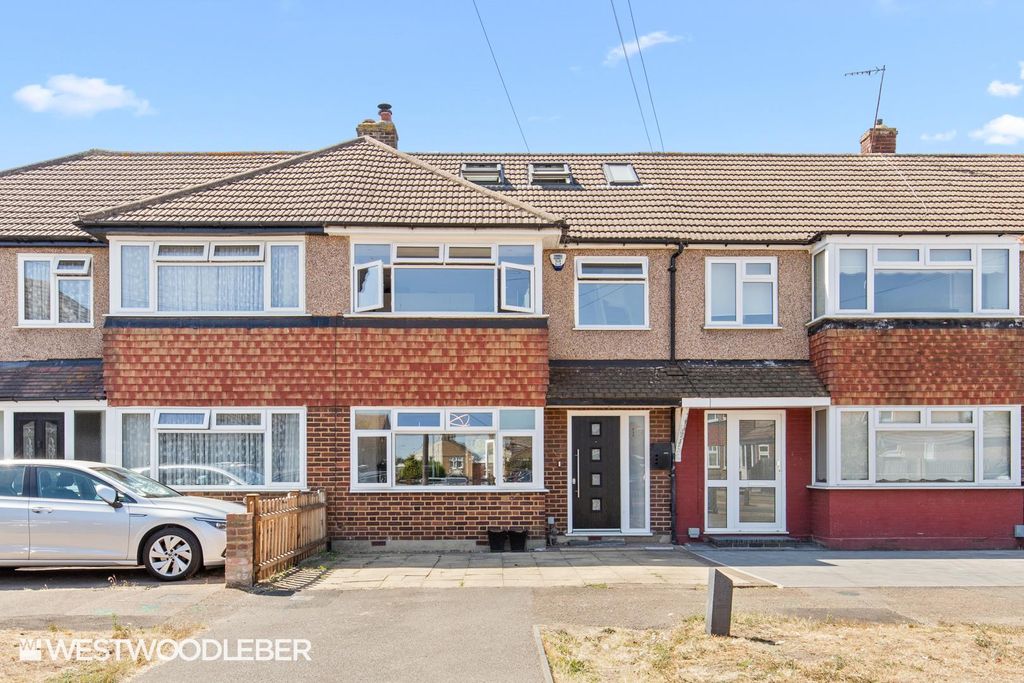 Property photo 1 of 30 Whittingstallroad_31.Jpg