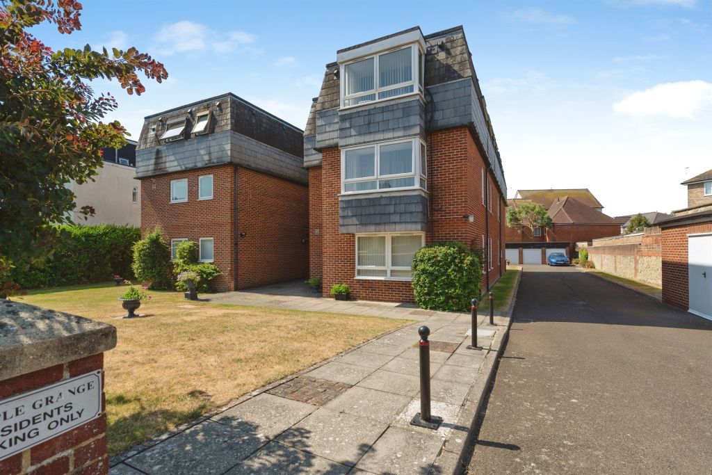 Property photo 1 of 26