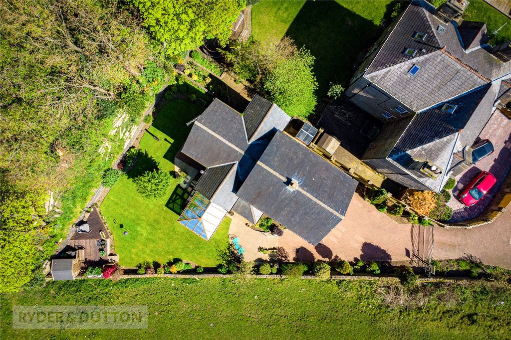 Property photo 2 of 27 Picture No. 04