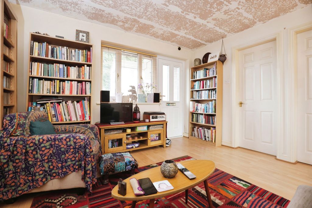 Additional image 5 of 1 bed flat for saleAlexandra Court, Kenilworth CV8