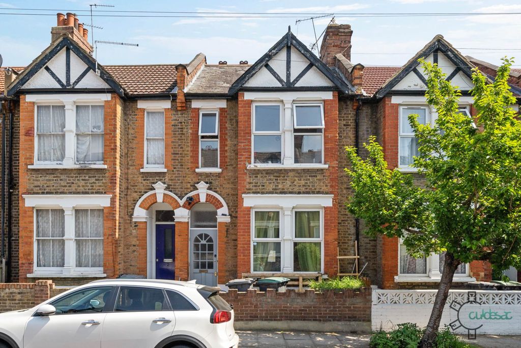 Property photo 1 of 12