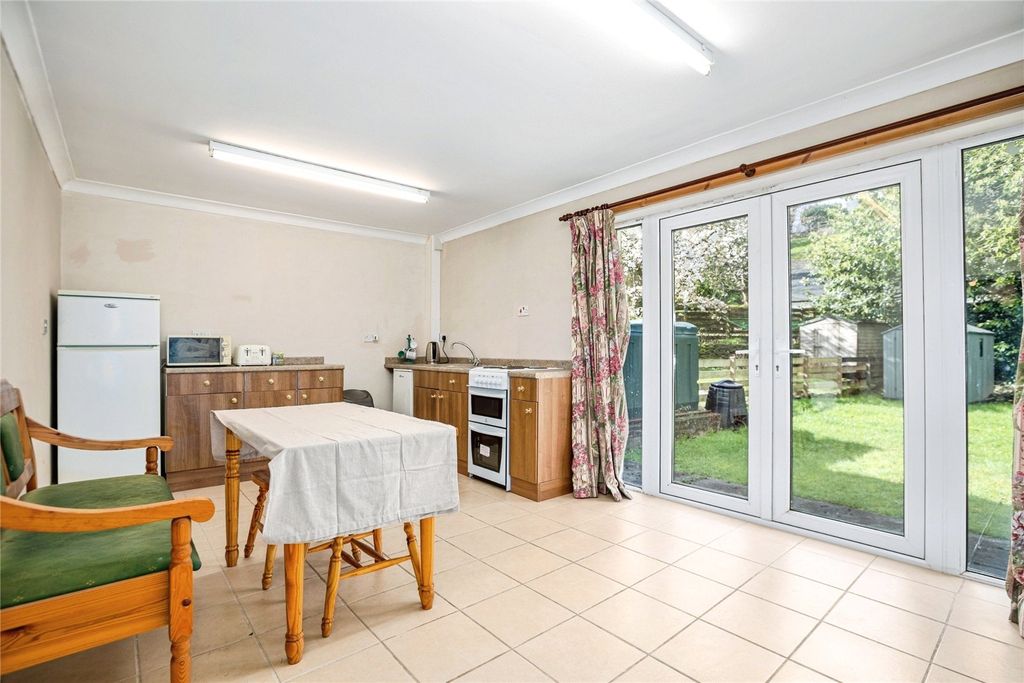 Property photo 3 of 14 Picture No. 13