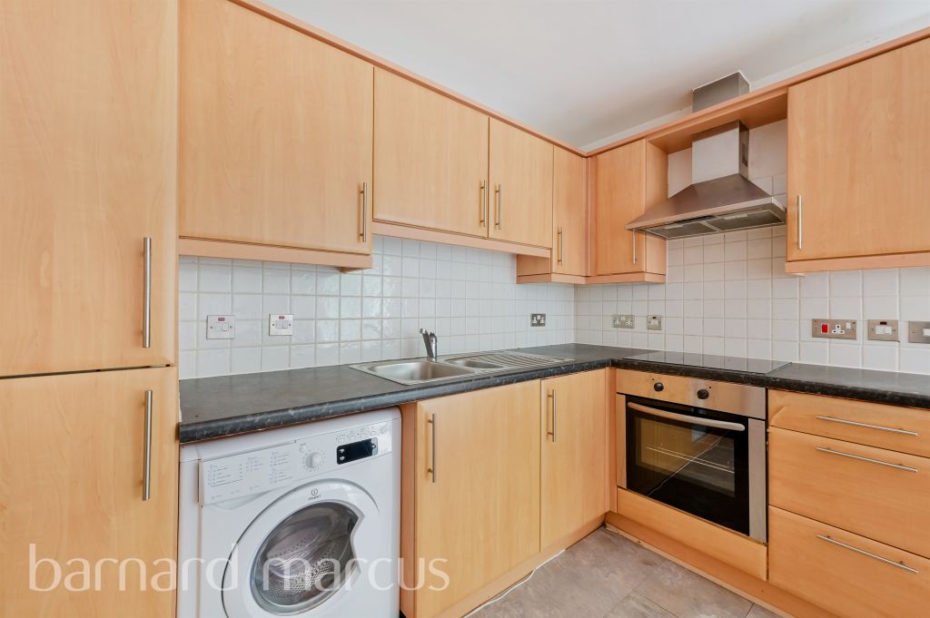 Property photo 3 of 6