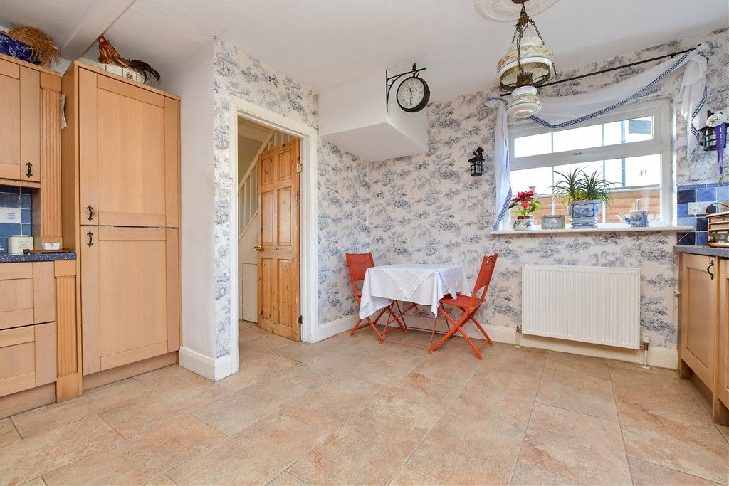 Property photo 3 of 10 Kitchen / Diner