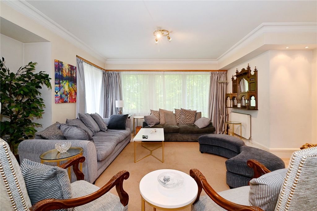 Property photo 1 of 16 Picture No. 02