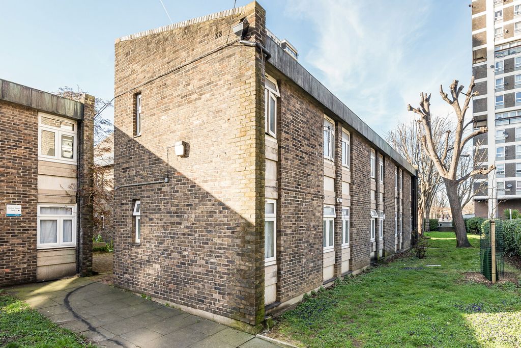 Property photo 1 of 16 1421662-3-69A5F0A...