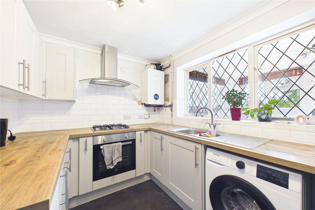 Property photo 3 of 9 Picture No. 06