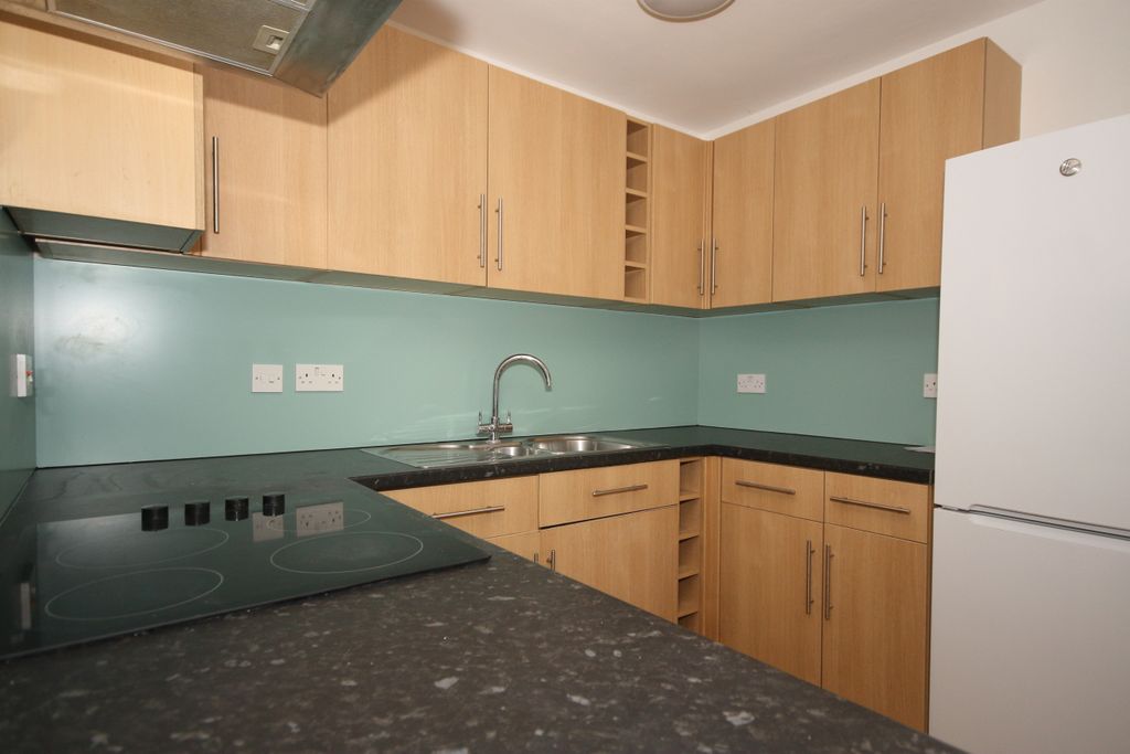 Property photo 3 of 5 Kitchen