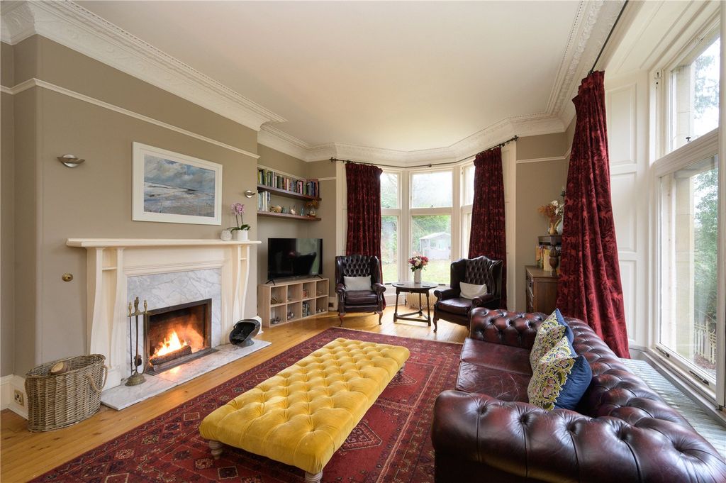 Property photo 3 of 33 Drawing Room