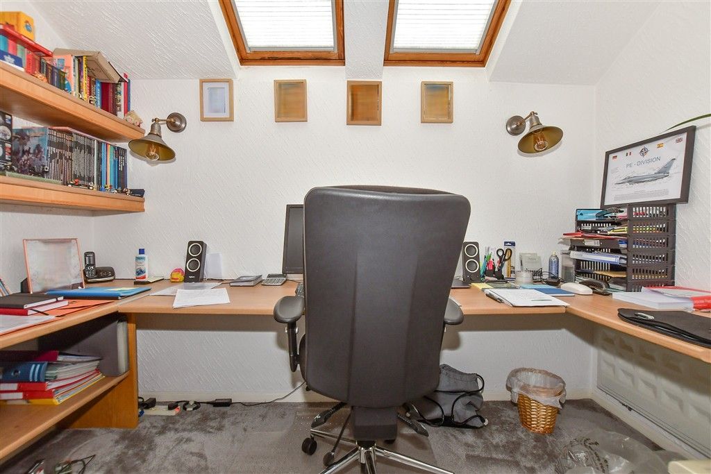 Property photo 3 of 11 Family Area