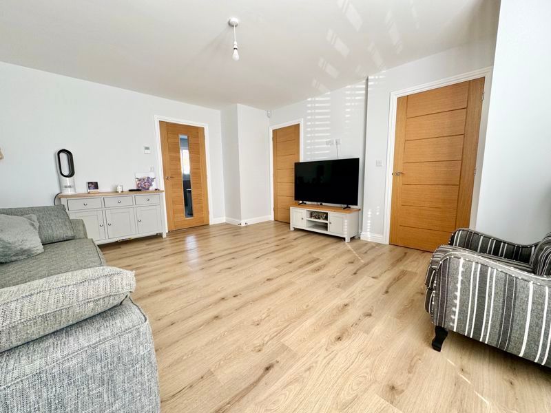 Property photo 3 of 11 Lounge View